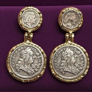 TAT2 DESIGNS GOLD VIGO COIN EARRINGS (EUC)